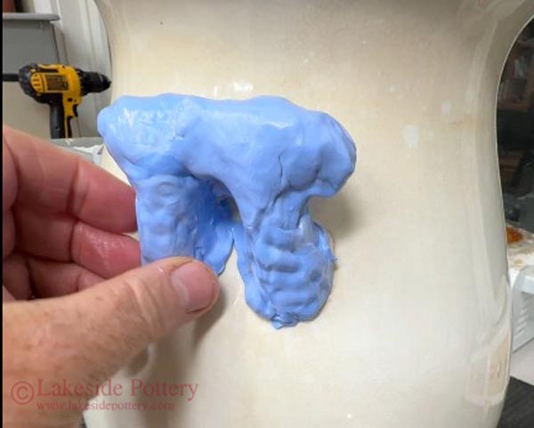 Impression taking ofreference good handle