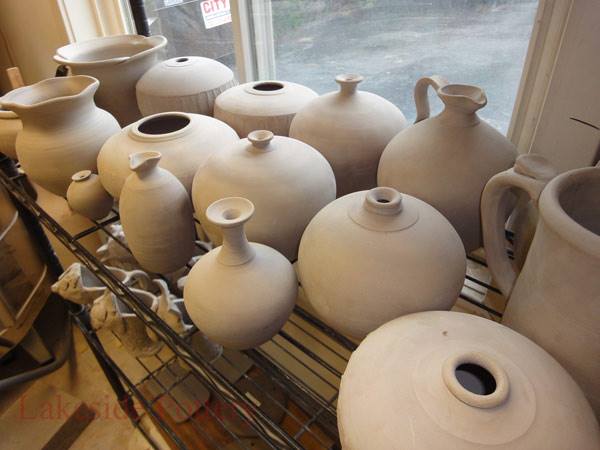 Running a pottery studio lessons