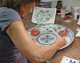Painting broken china, pottery or ceramic tutorial